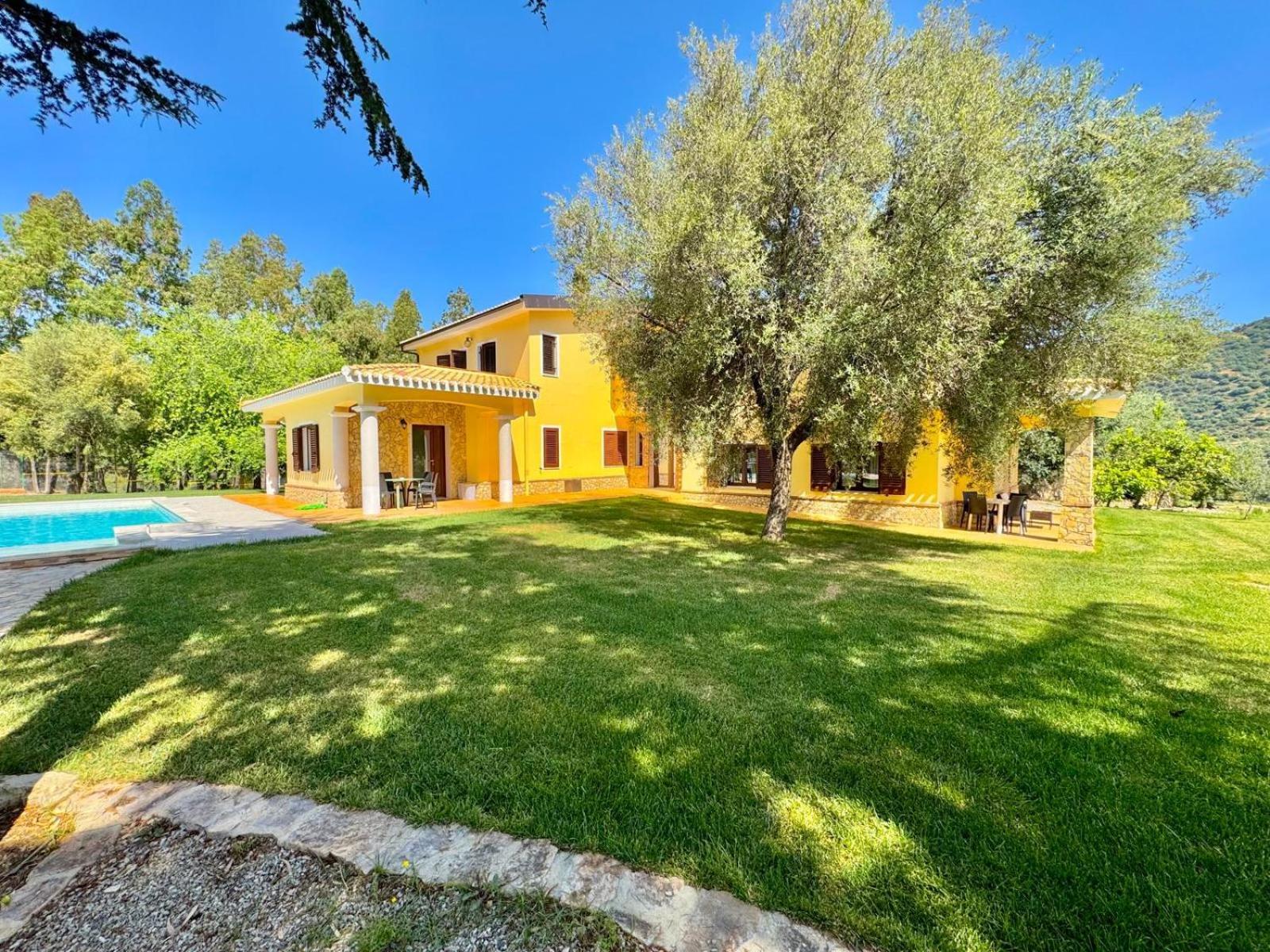 Villa With Pool Cardedu Extérieur photo